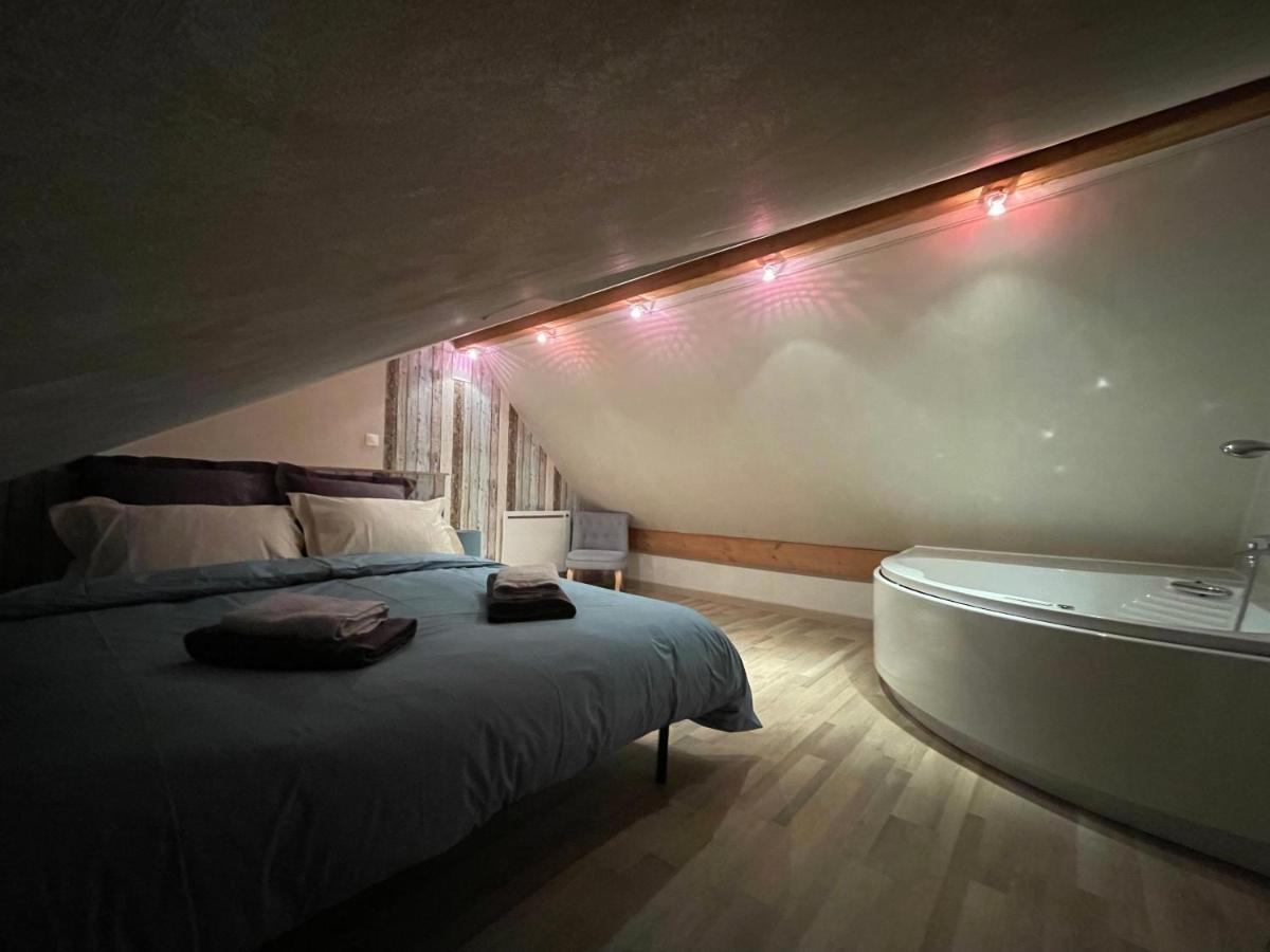 Le Nid D'Amour 2Pers / Wifi / Sauna Уссен Экстерьер фото